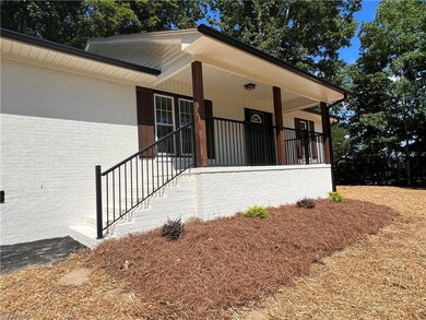 5637 Trotter Country Rd, High Point, NC 27263 - photo 7