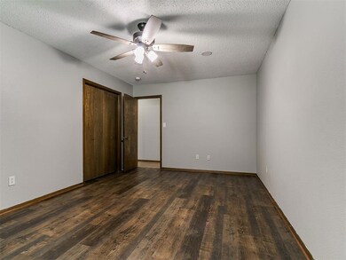 3913 Pine Ridge Rd, Shawnee, OK 74804 - photo 7