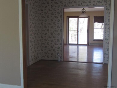 5 Burtonwood Place, Delmar, NY 12054 - photo 4