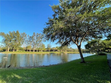 22370 Cypress Wood Ln, Boca Raton, FL 33428 - photo 3