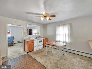 45 Walnut St, Middleport, PA 17953 - photo 7