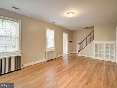 4628 S Chelsea Ln, Bethesda, MD 20814 - photo 6
