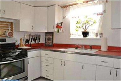 176 N Lansdowne Ave, Lansdowne, PA 19050 - photo 6