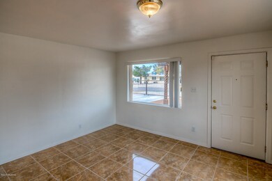 4656 E 14th St, Tucson, AZ 85711 - photo 3