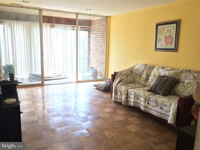 8405 Greenbelt Rd unit 2, Greenbelt, MD 20770 - photo 3