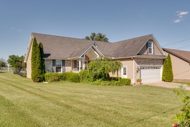 200 Jordan Ave, Shelbyville, TN 37160 - photo 2