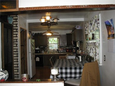 3835 3rd St, Des Moines, IA 50313 - photo 5