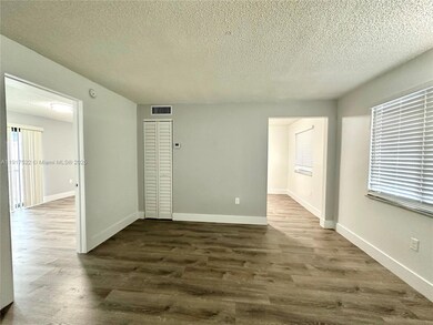 529 SW 4th St unit 203, Miami, FL 33130 - photo 5