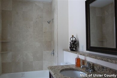 439 N Riverside Rd, Highland, NY 12528 - photo 5