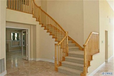 Foyer & Staircase