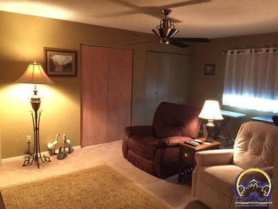 3011 SW Lydia Ave unit 214, Topeka, KS 66614 - photo 4