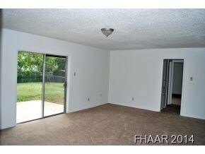 916 Holly St, Copperas Cove, TX 76522 - photo 5