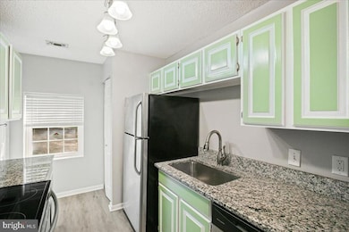 267 S Pickett St unit 102, Alexandria, VA 22304 - photo 3