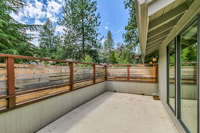 1379 Ponderosa Dr, Ashland, OR 97520
