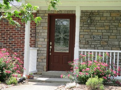 206 Manor House Ln, Frankfort, KY 40601 - photo 5