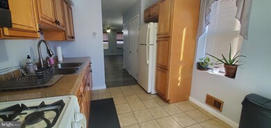 622 Clinton St, Camden, NJ 08103 - photo 4