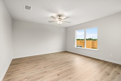 204 Julian Davis Dr, Venus, TX 76084 - photo 4