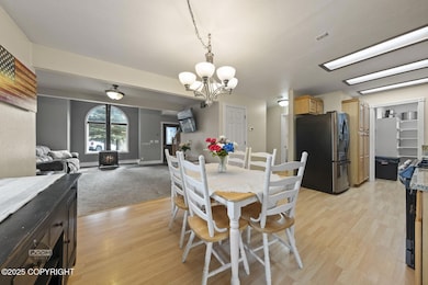 21-web-or-mls-9224 Geese Cir-21