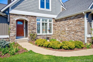 5-web-or-mls-14323-georgian-bay-dr