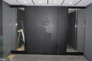 133 N Main St, Chambersburg, PA 17201 - photo 6