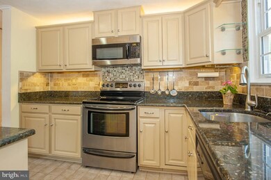 4408 Vantage Ct, Alexandria, VA 22306 - photo 7