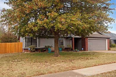 10805 E 99th Place N, Owasso, OK 74055 - photo 2
