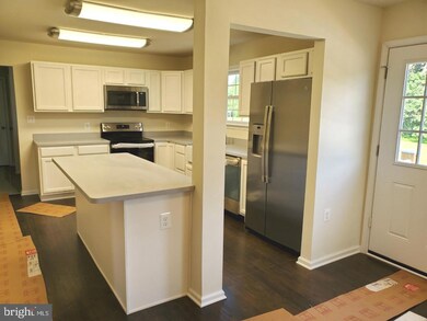 8056 Opal Rd, Warrenton, VA 20186 - photo 3