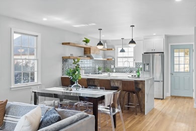 8 Pine Ct unit 1, Arlington, MA 02476 - photo 6