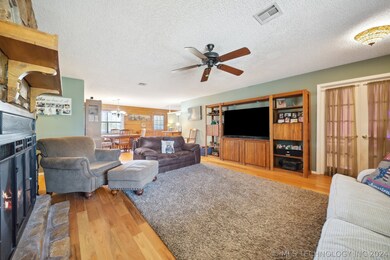 8876 N Crestwood Dr, Sperry, OK 74073 - photo 6