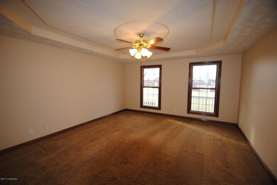 424 Barbara Sue Ln, Mount Washington, KY 40047 - photo 5
