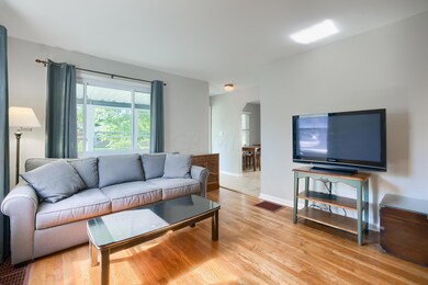 376 E Royal Forest Blvd, Columbus, OH 43214 - photo 5