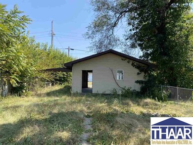 2608 Jefferson St, Terre Haute, IN 47802 - photo 2