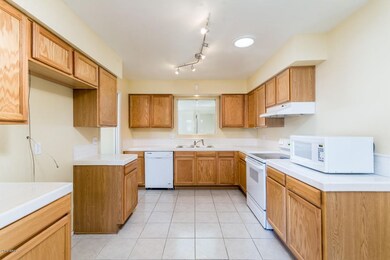6017 E Colby St - MLS-12