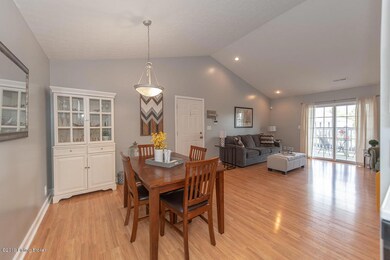 177 Central Blvd unit 5, Mount Washington, KY 40047 - photo 6