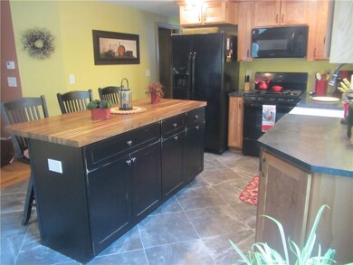 259 Cooper Rd, Chepachet, RI 02814 - photo 4