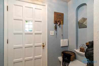 Charming and welcoming entrance way...