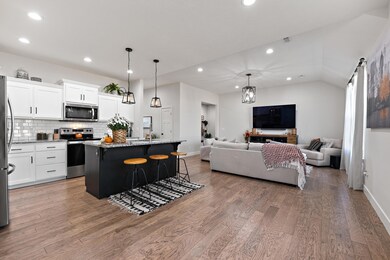 1209 S Cumberland Ave, Republic, MO 65738 - photo 6