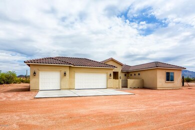 1944 North 104th St Mesa AZ-large-002-39