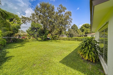 6433 SW 25th St, Miramar, FL 33023 - photo 4