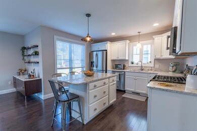 19 Adelaide Ave, Nashua, NH 03064 - photo 5