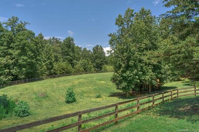 Lots of turnout space for your horses!
