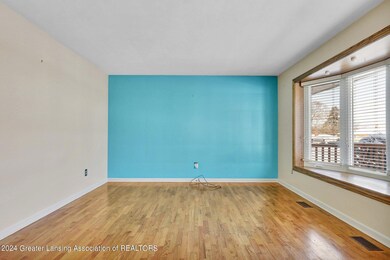 1617 Ravenswood Dr, Lansing, MI 48917 - photo 7