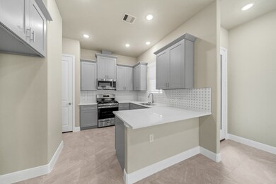 8320 Sunnyhill St, Houston, TX 77088 - photo 7