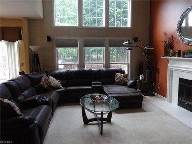 2-Story Family room with fireplace