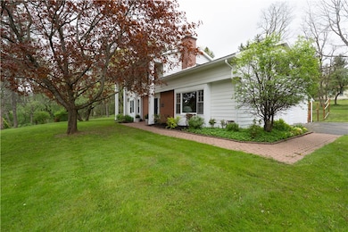 side corner w/ walkway