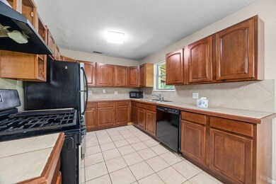 1008 S Janelle Ave, Fayetteville, AR 72701 - photo 7