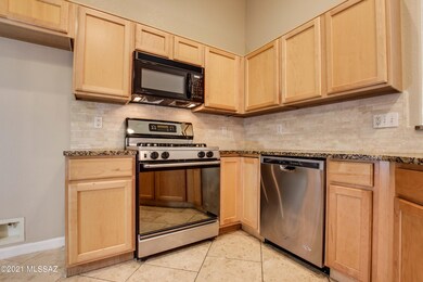 Kitchen, Gas Range