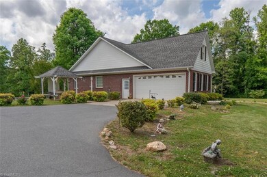 2100 Garren Town Rd, Asheboro, NC 27205 - photo 2