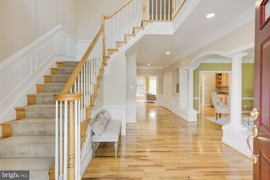 2216 Glenheather Dr, Falls Church, VA 22043 - photo 3