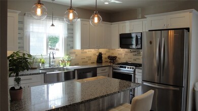 365 Northup St, Cranston, RI 02905 - photo 2